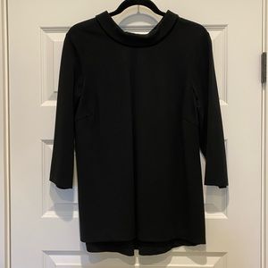 J.McLaughlin Black 3/4 Length Top with Collar
